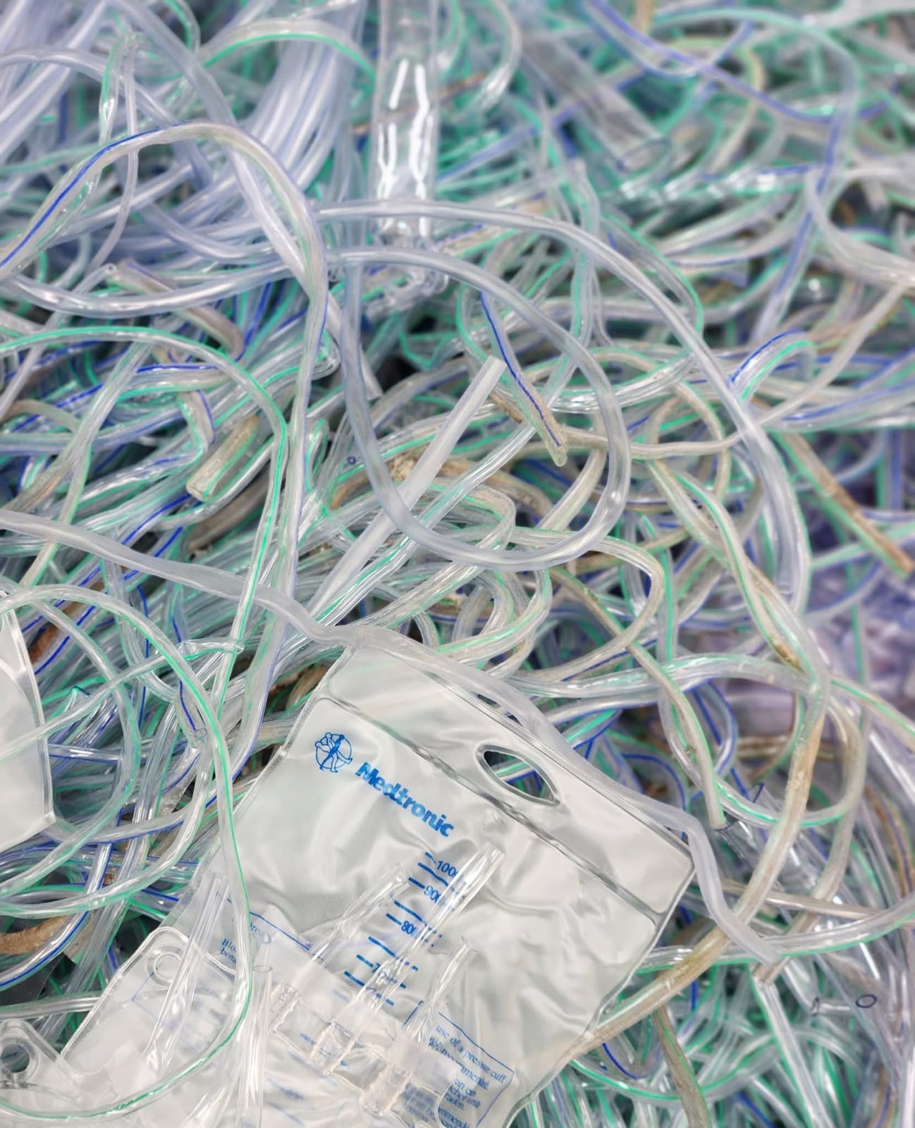 Material plástico flexible recuperado